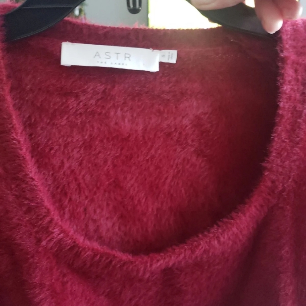 NEW SWEATER - Picture 3 of 3